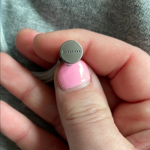 Burberry Gray Hoodie with Plaid Lining Size XL - Picture 3 of 6